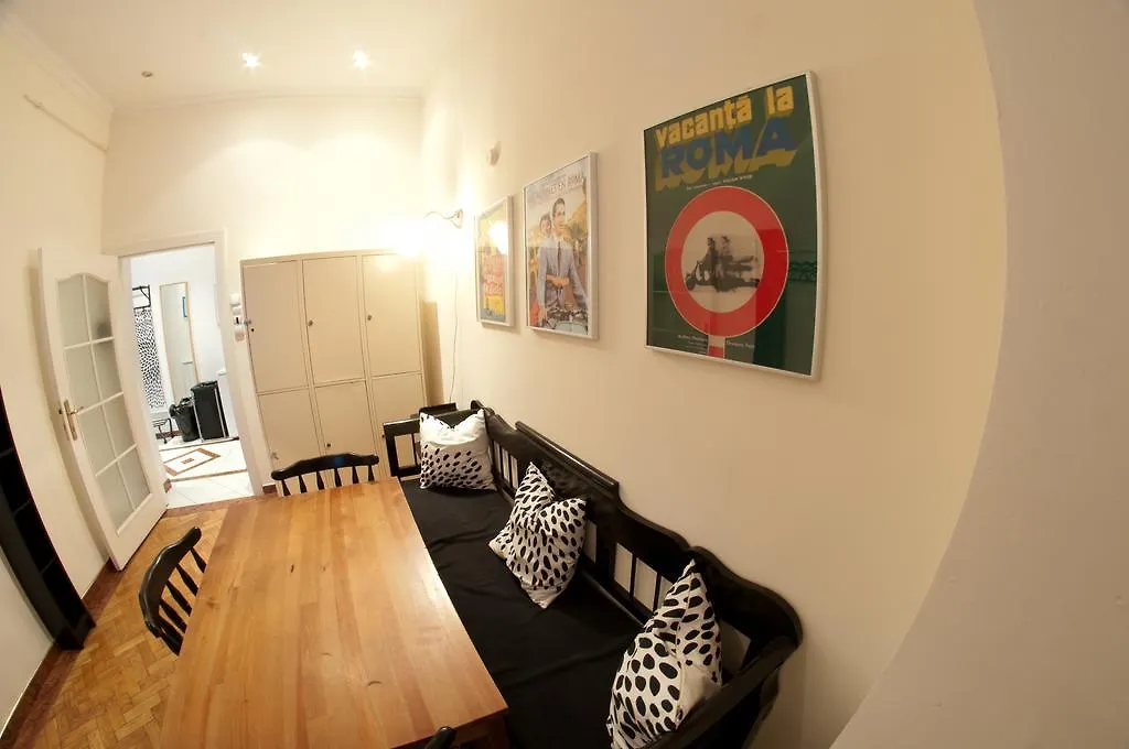 11Th Hour Cinema Hostel Будапешт 0*,