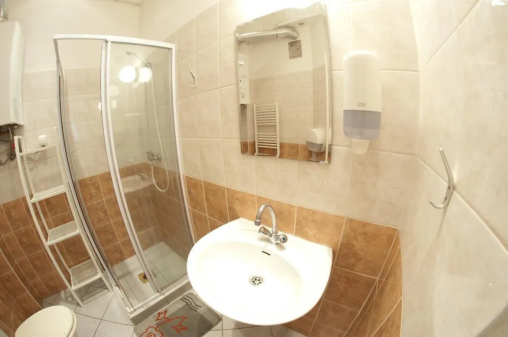 11Th Hour Cinema Hostel Budapest Hungary